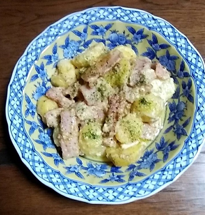 じゃが芋とベーコンのマヨネーズ炒め
