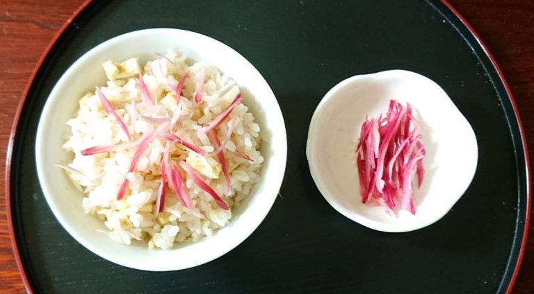 みょうがごはん